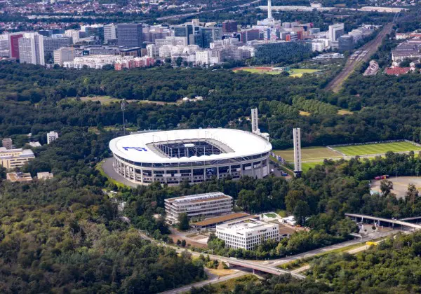 アイントラハト・フランクフルトのホームスタジアム,サッカー