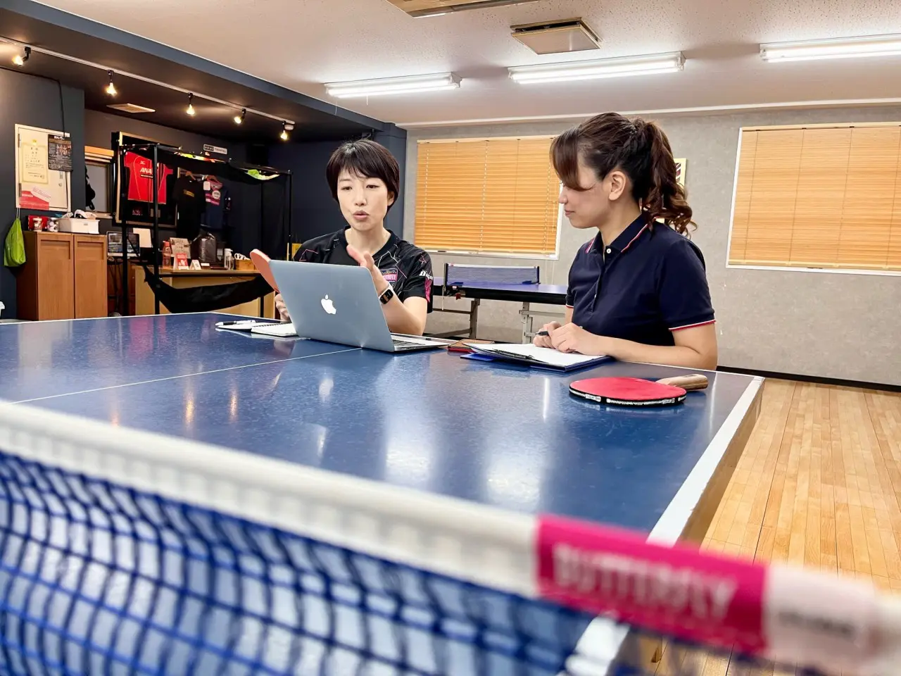 藤井寛子,二株麻依,卓球
