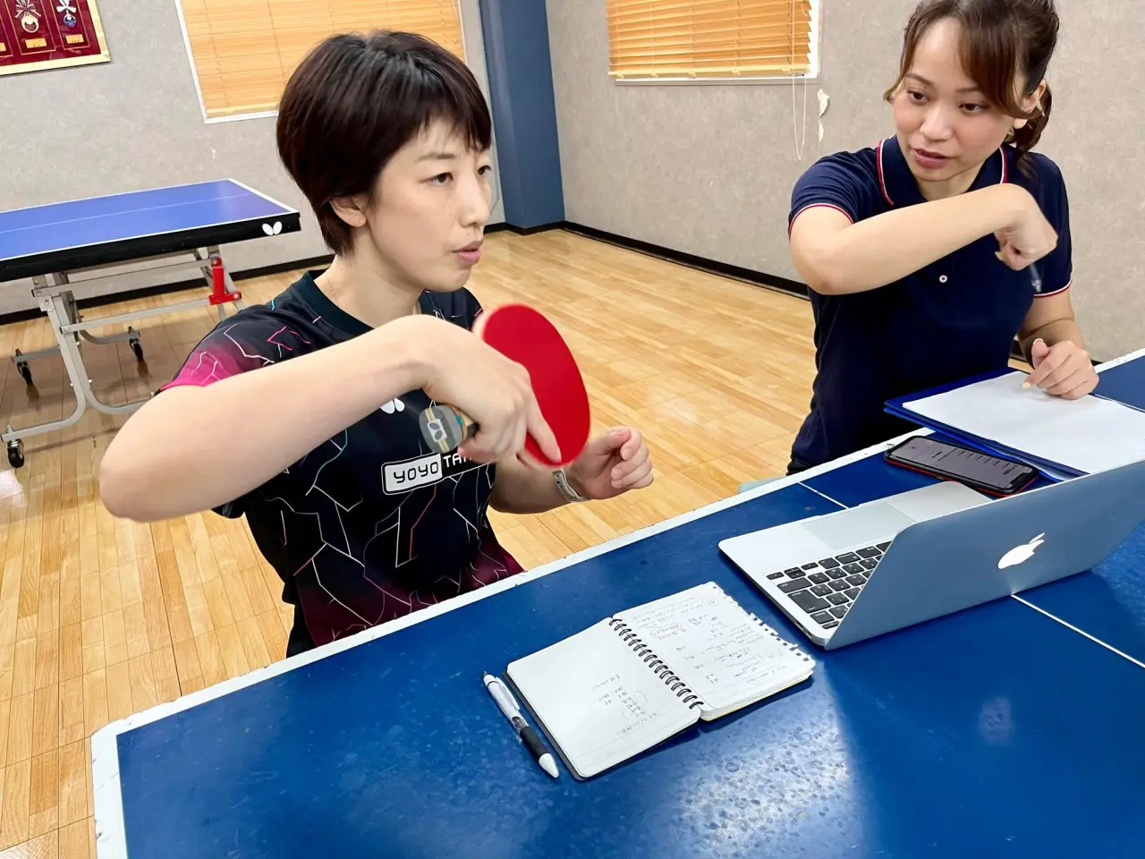 藤井寛子,二株麻依,卓球