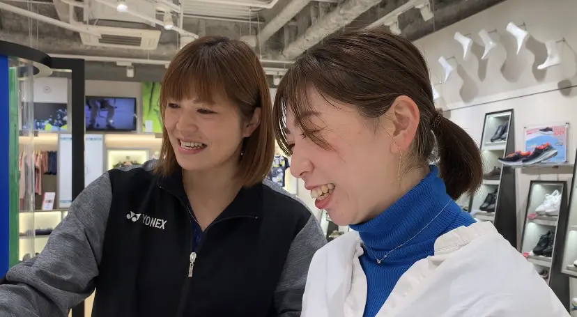 バドミントンヨネックスユニフォーム渡辺勇太 (ASTROX 88を新た バドミントンヨネックスユニフォーム渡辺勇太 (ASTROX 88を新た
