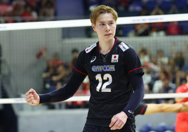 写真：髙橋藍/提供：YUTAKA/アフロスポーツ