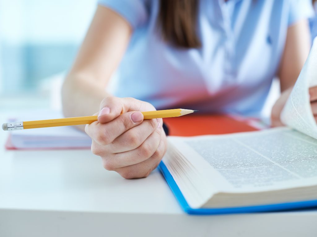 商標登録や教材や広報