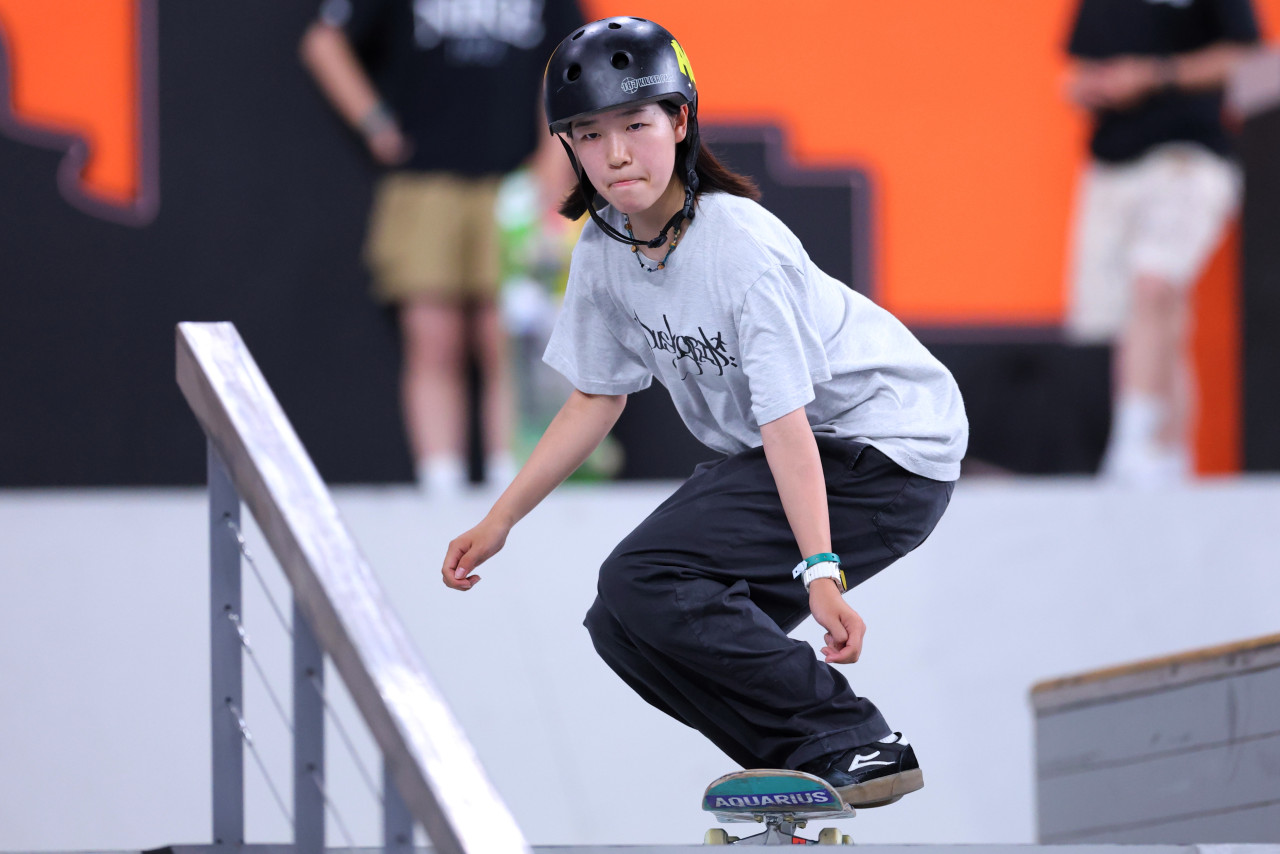 吉沢恋（よしざわここ）